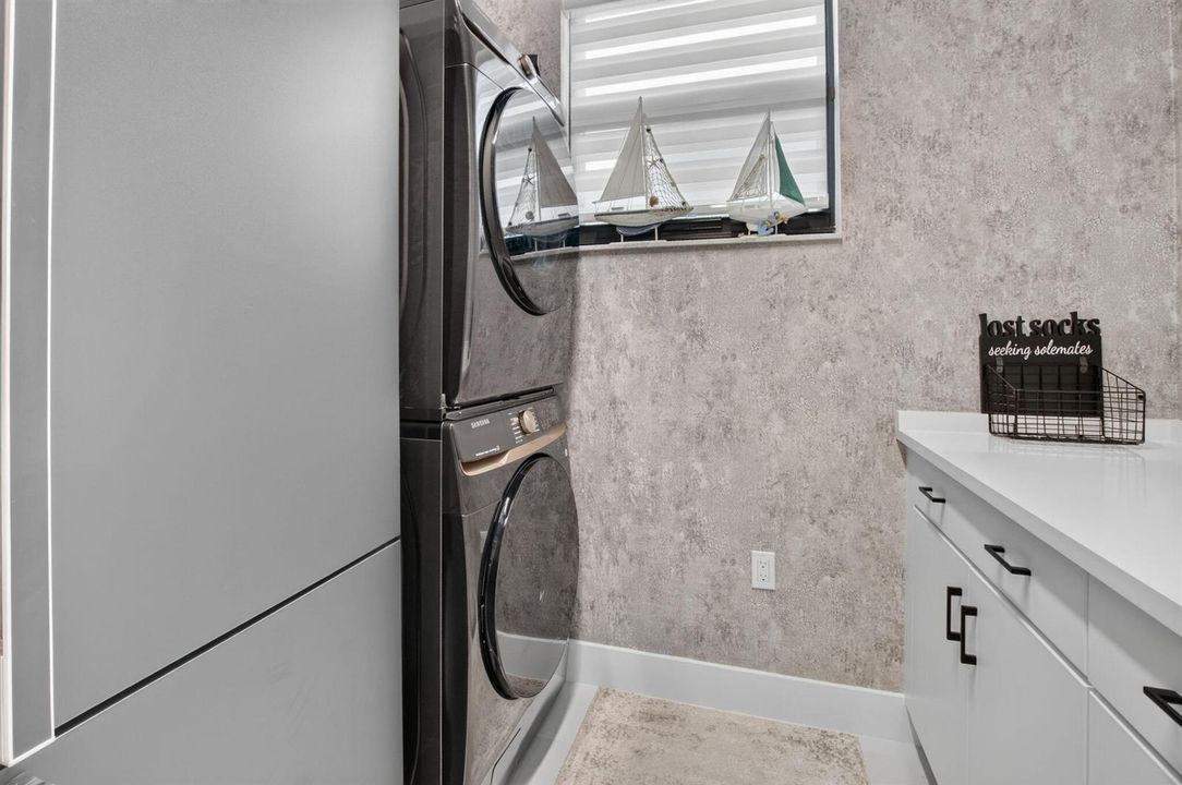 Laundry Room (1)