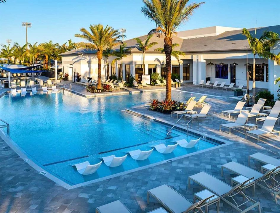 Resort Style Pool