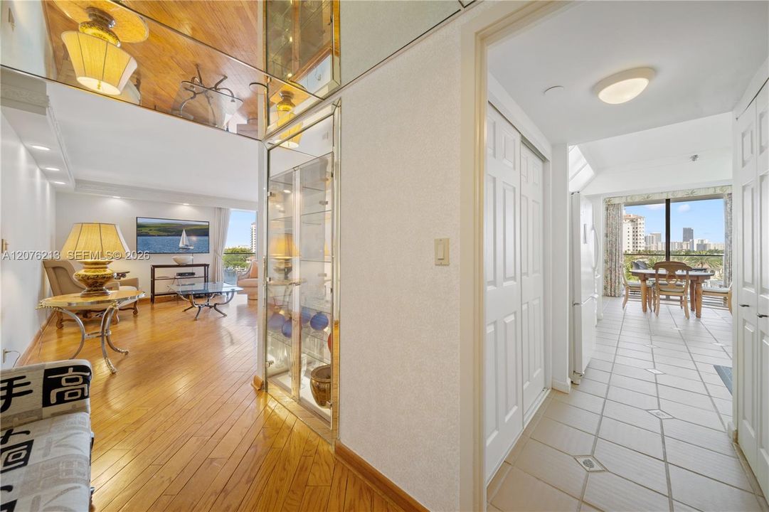 For Rent: $6,000 (2 beds, 2 baths, 1901 Square Feet)