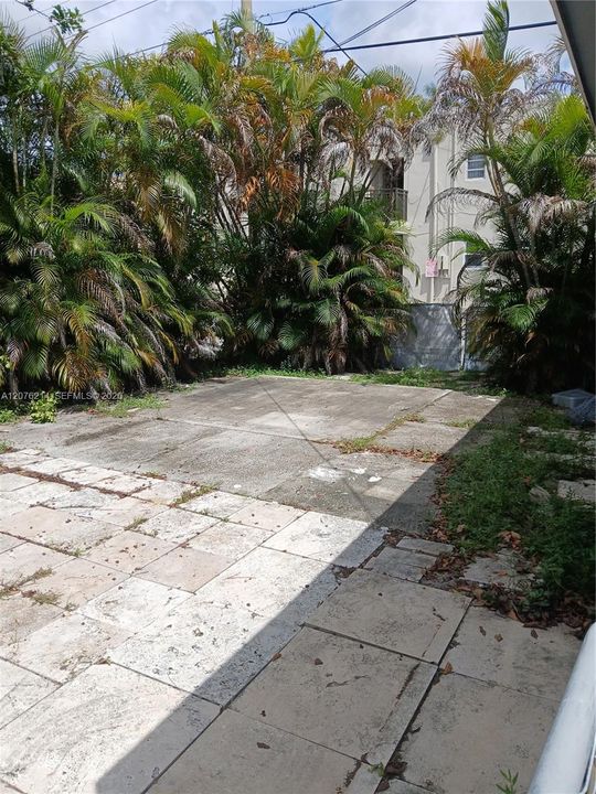 For Rent: $3,000 (3 beds, 2 baths, 1523 Square Feet)