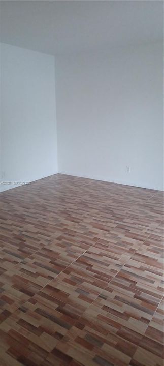 For Rent: $3,000 (3 beds, 2 baths, 1523 Square Feet)