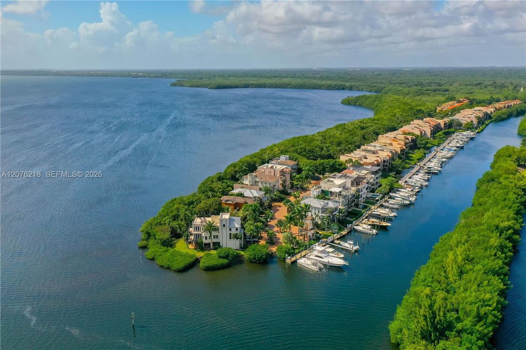 В аренду: $9,800 (4 спален, 3 ванн, 2651 Квадратных фут)