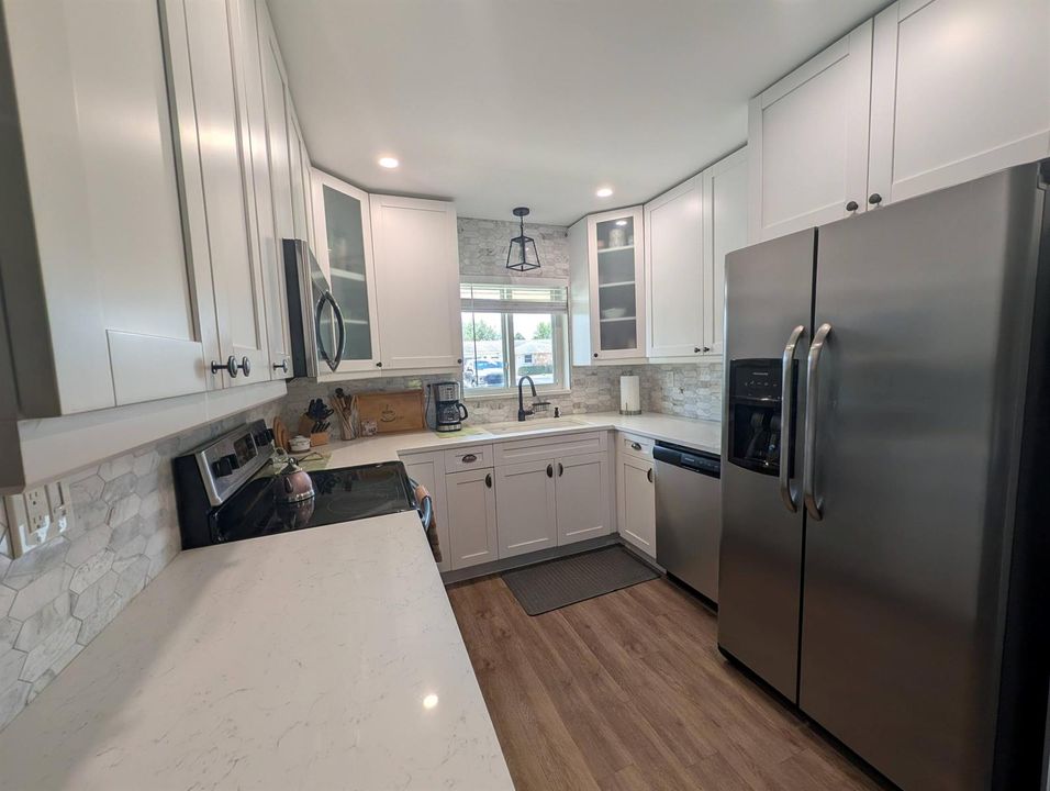 Kitchen - Full view