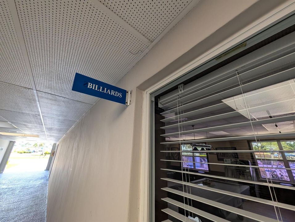 Social _ Billiars room