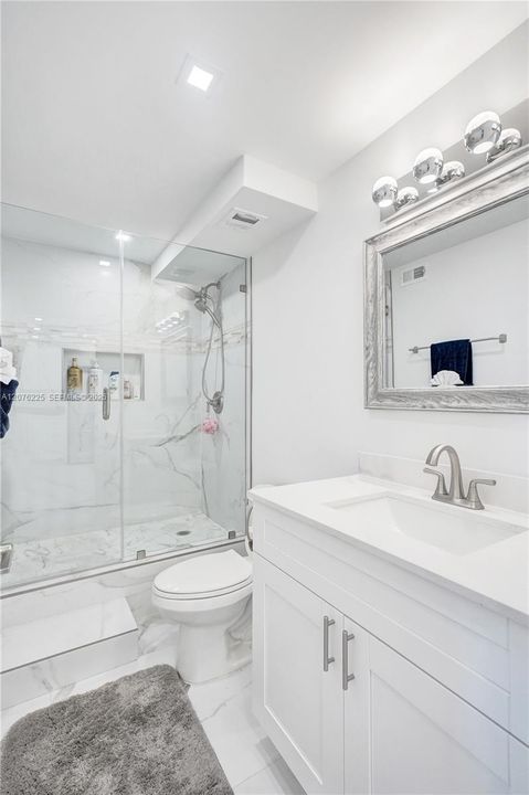 For Rent: $3,200 (1 beds, 2 baths, 906 Square Feet)