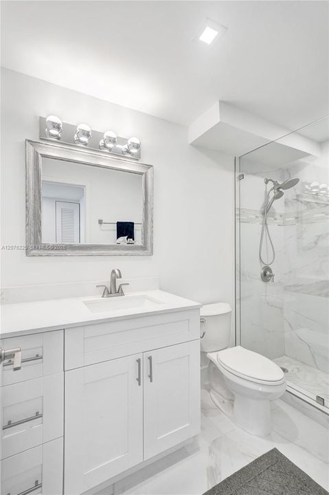 For Rent: $3,200 (1 beds, 2 baths, 906 Square Feet)
