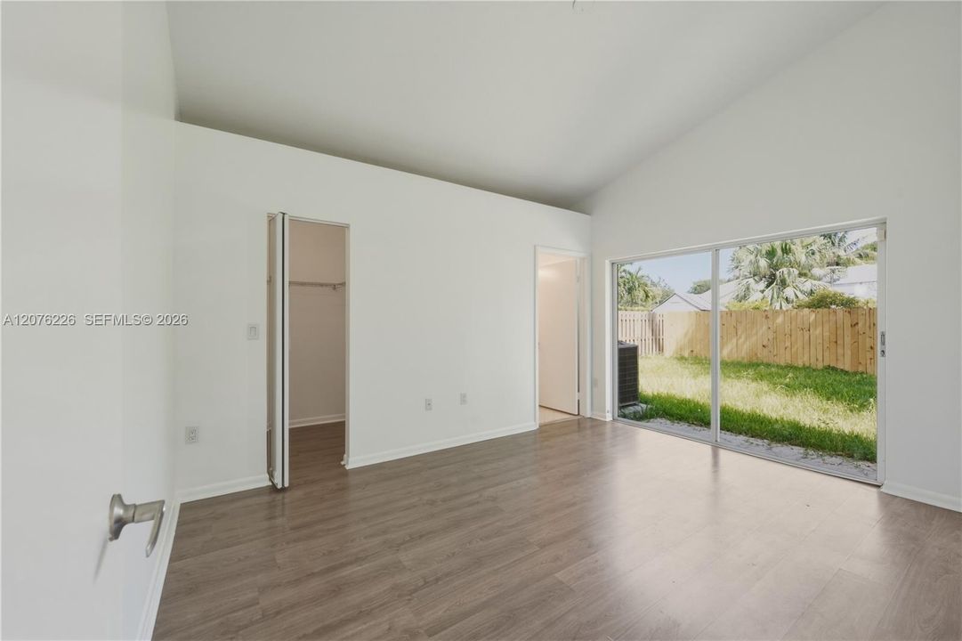 For Sale: $525,000 (3 beds, 2 baths, 1146 Square Feet)
