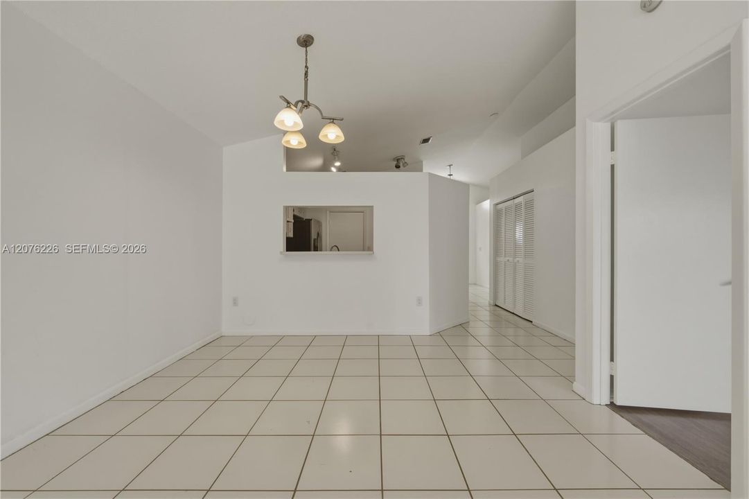 For Sale: $525,000 (3 beds, 2 baths, 1146 Square Feet)