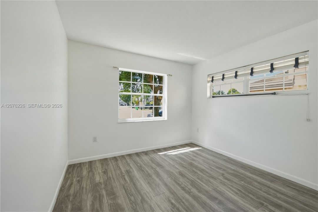 For Sale: $525,000 (3 beds, 2 baths, 1146 Square Feet)