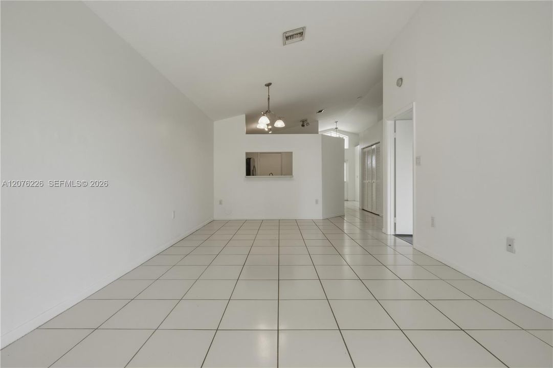 For Sale: $525,000 (3 beds, 2 baths, 1146 Square Feet)
