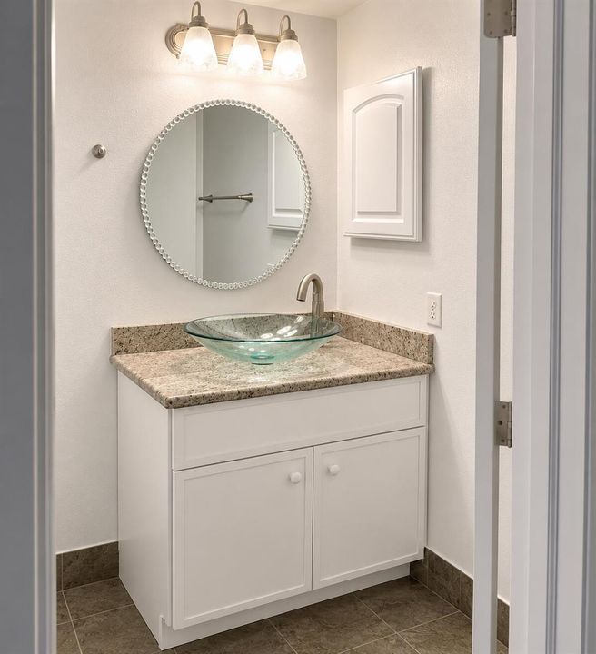 2nd bathroom1