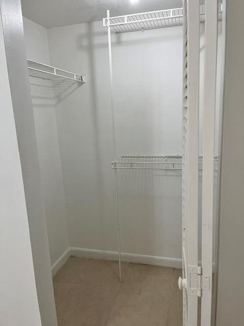 walking closet 2nd bedroom 2