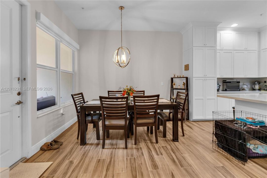 For Sale: $612,900 (3 beds, 2 baths, 1932 Square Feet)