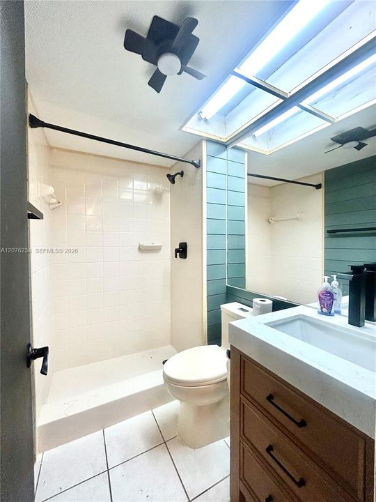 For Sale: $160,000 (2 beds, 2 baths, 920 Square Feet)