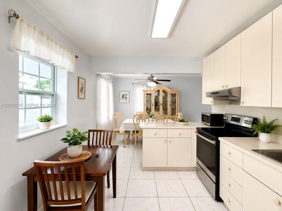 For Sale: $507,000 (3 beds, 1 baths, 1050 Square Feet)