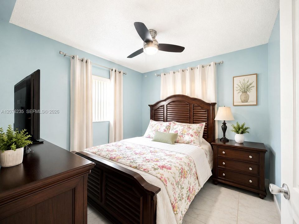 For Sale: $507,000 (3 beds, 1 baths, 1050 Square Feet)