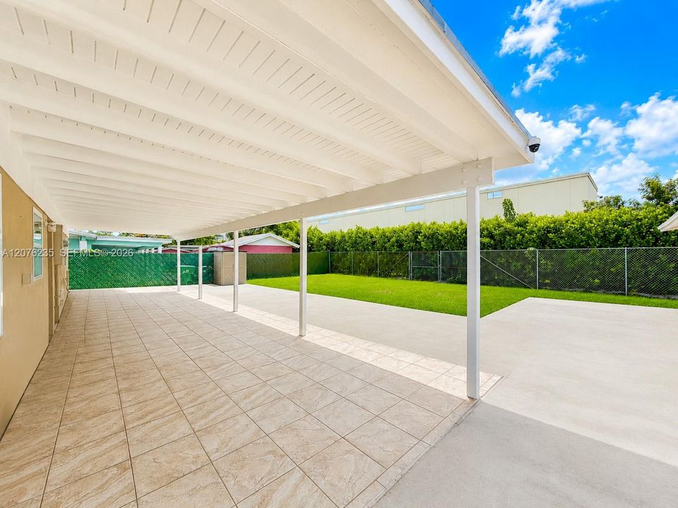 For Sale: $507,000 (3 beds, 1 baths, 1050 Square Feet)