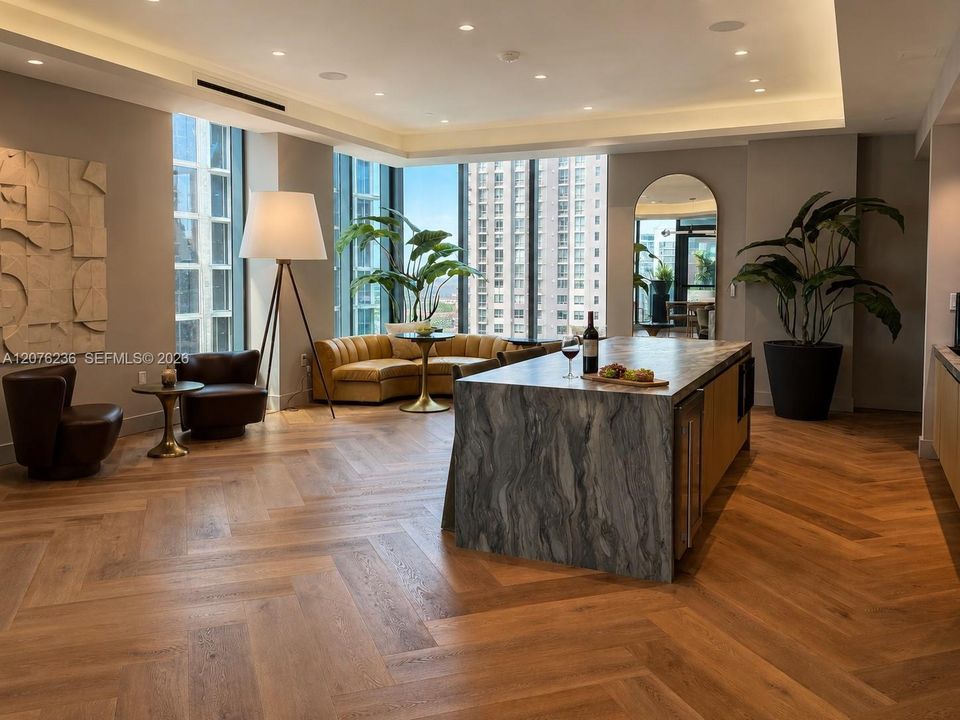 En Venta: $955,000 (2 camas, 2 baños, 757 Pies cuadrados)