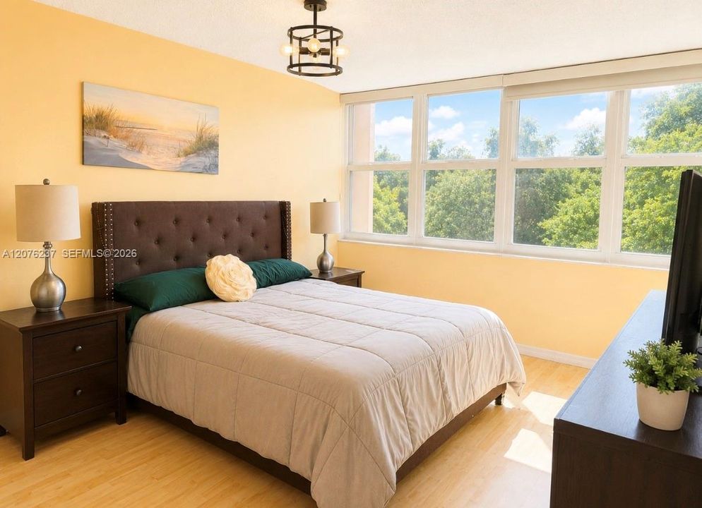 En Venta: $159,900 (2 camas, 2 baños, 1120 Pies cuadrados)