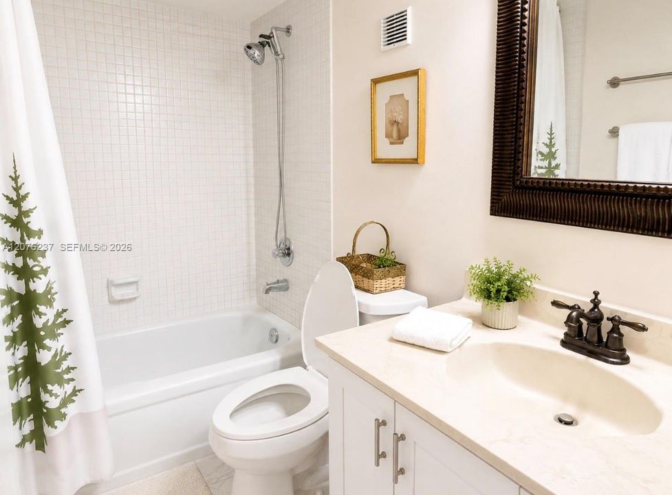 En Venta: $159,900 (2 camas, 2 baños, 1120 Pies cuadrados)