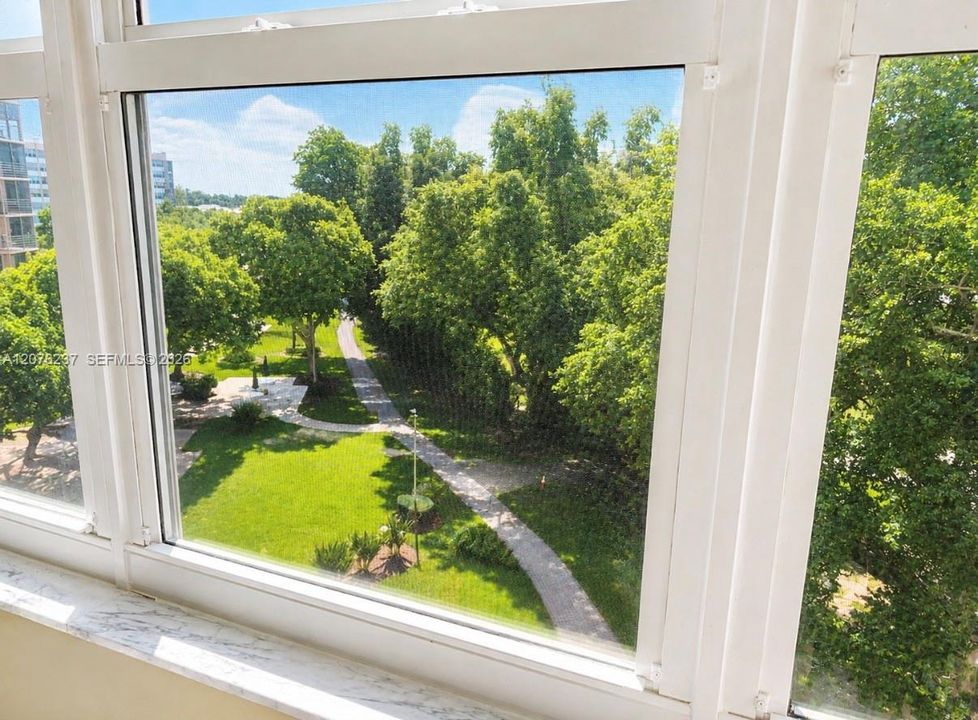 En Venta: $159,900 (2 camas, 2 baños, 1120 Pies cuadrados)
