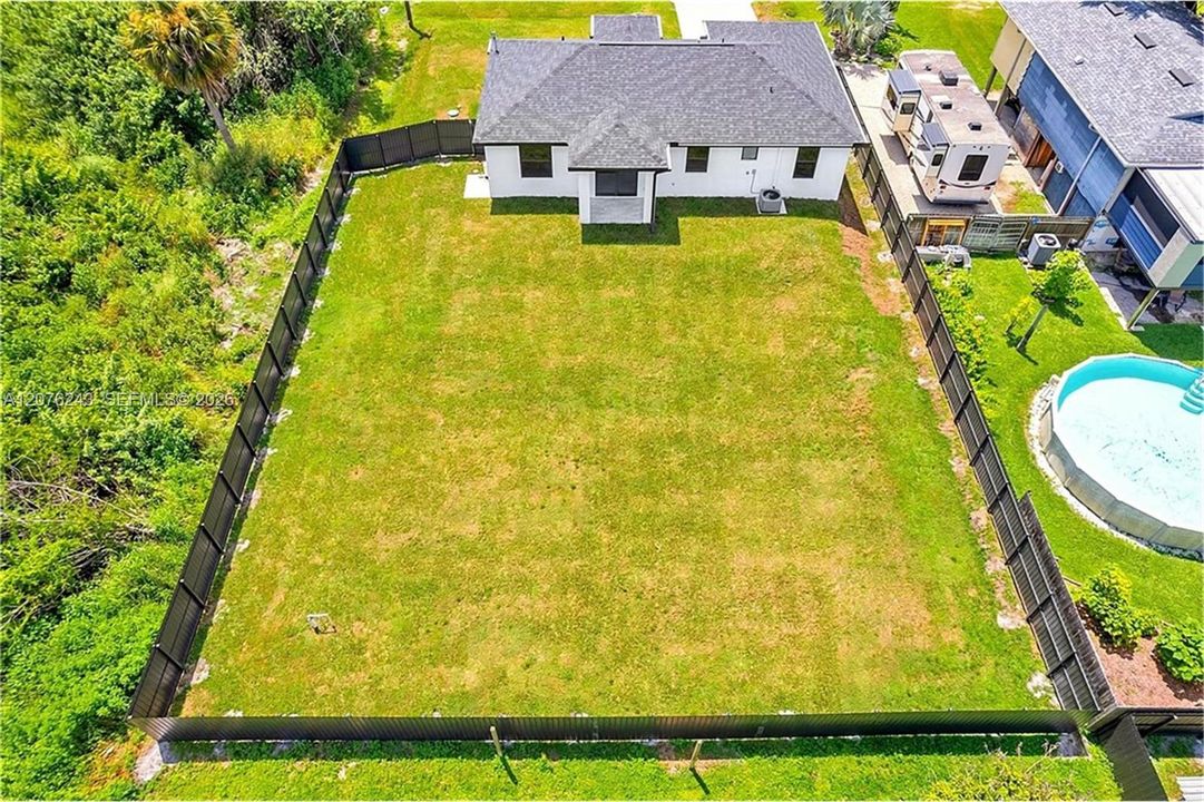 На продажу: $279,900 (3 спален, 2 ванн, 1144 Квадратных фут)