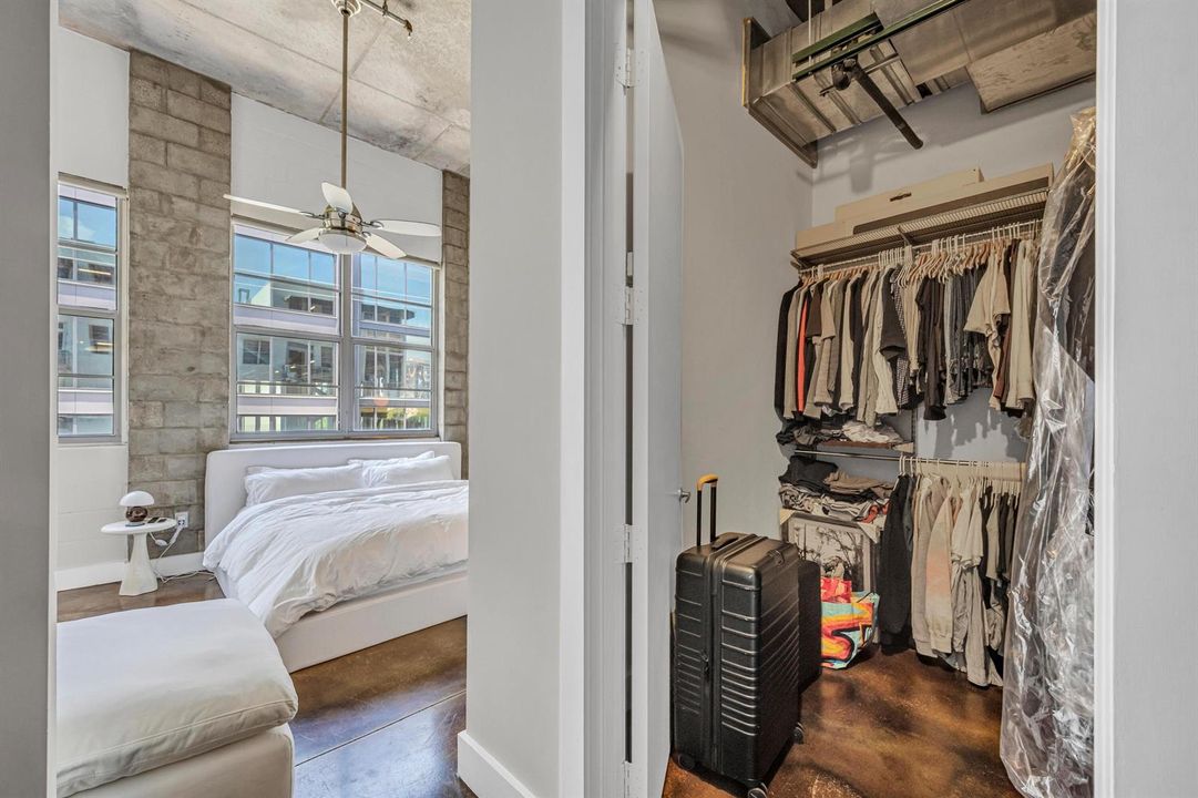 445 N ANDREWS #304-18