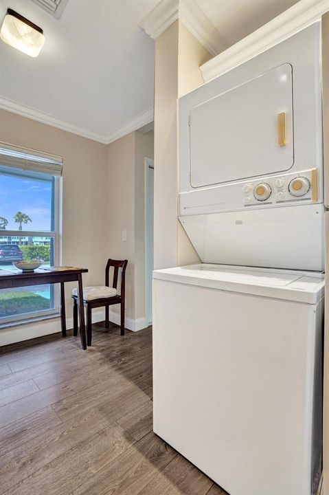 WASHER-DRYER