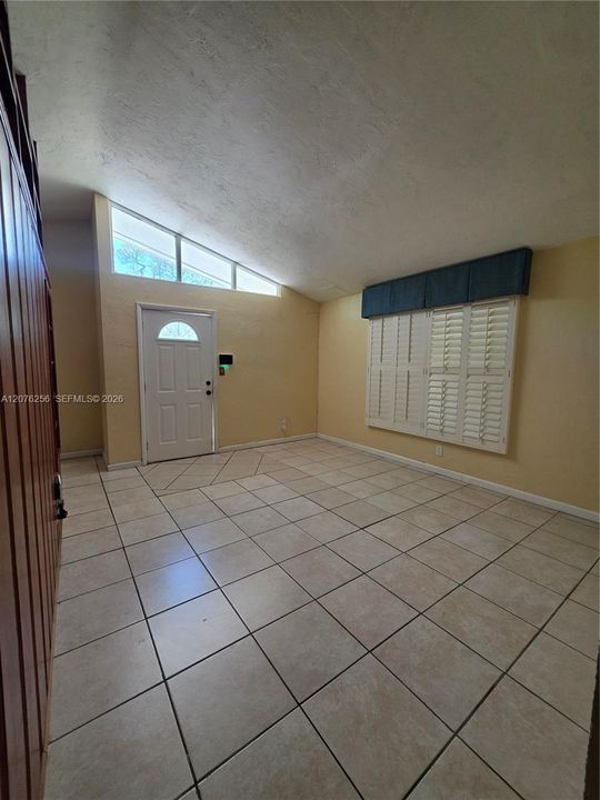 For Sale: $204,900 (2 beds, 1 baths, 0 Square Feet)