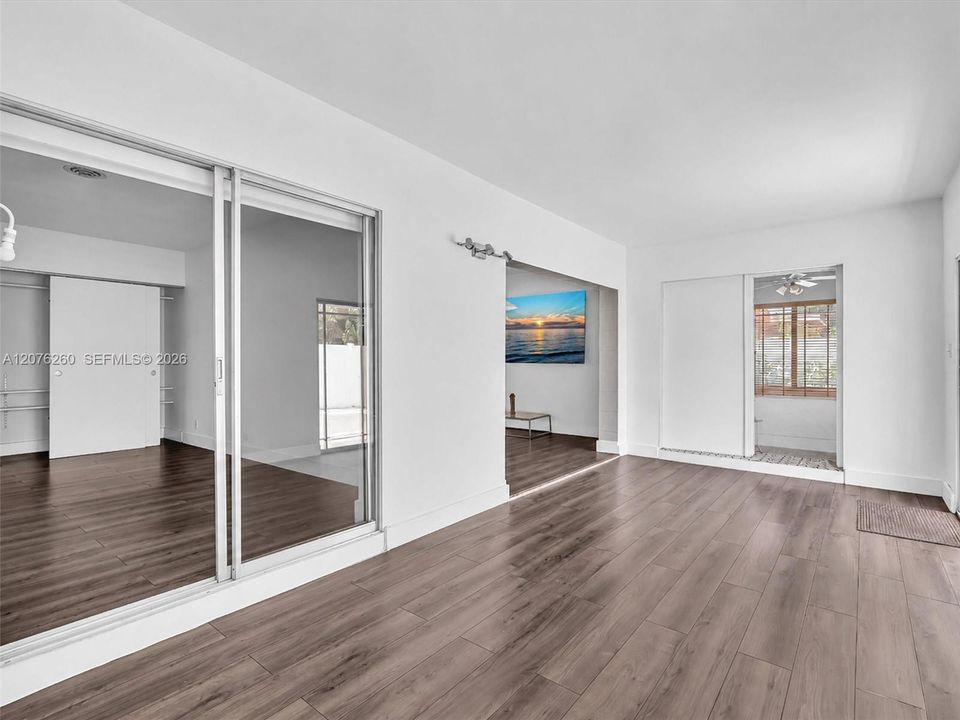 For Sale: $485,000 (4 beds, 2 baths, 1877 Square Feet)