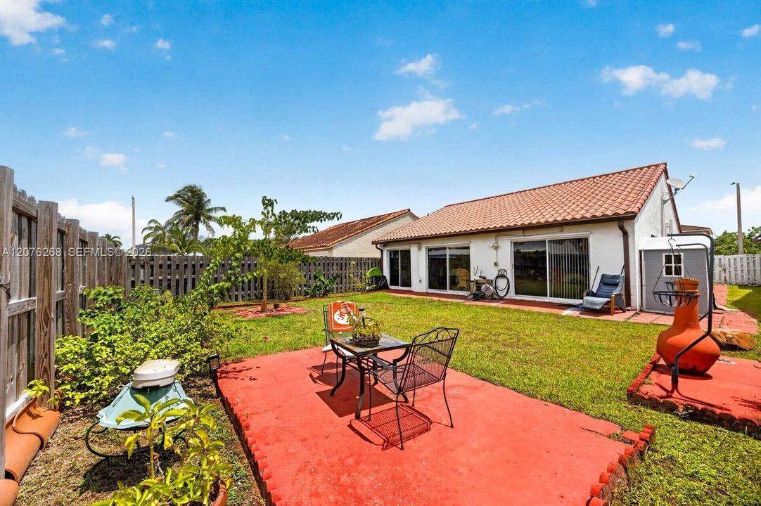 На продажу: $485,000 (3 спален, 2 ванн, 1554 Квадратных фут)