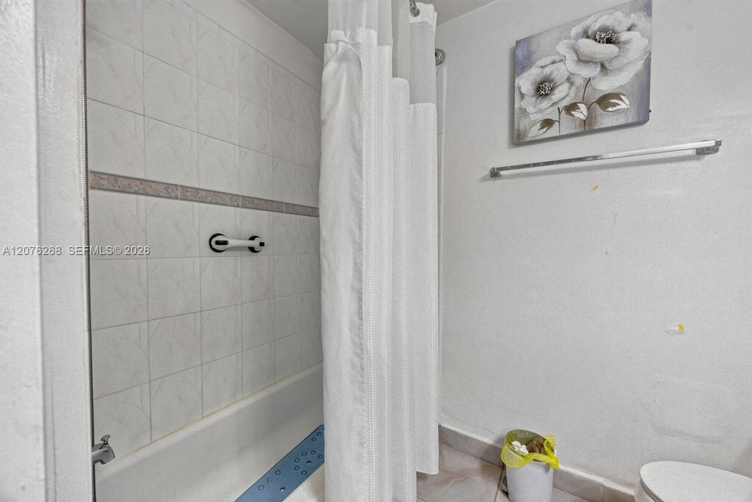 На продажу: $485,000 (3 спален, 2 ванн, 1554 Квадратных фут)