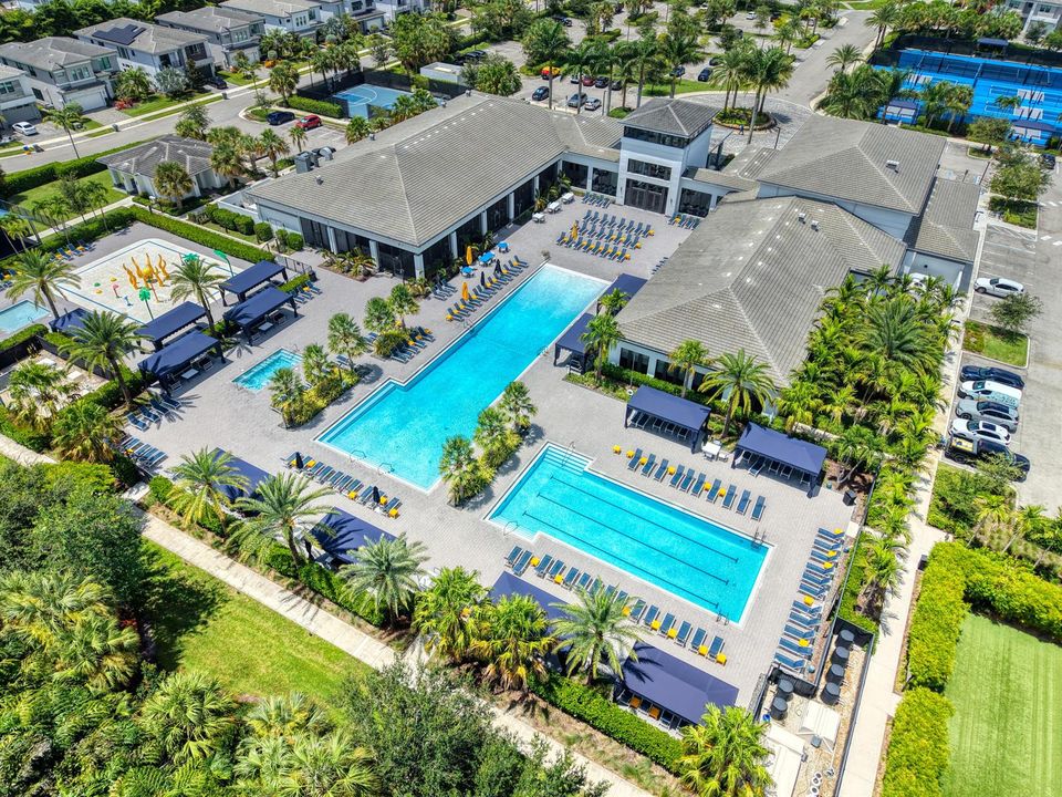 Resort & lap pools, aerial