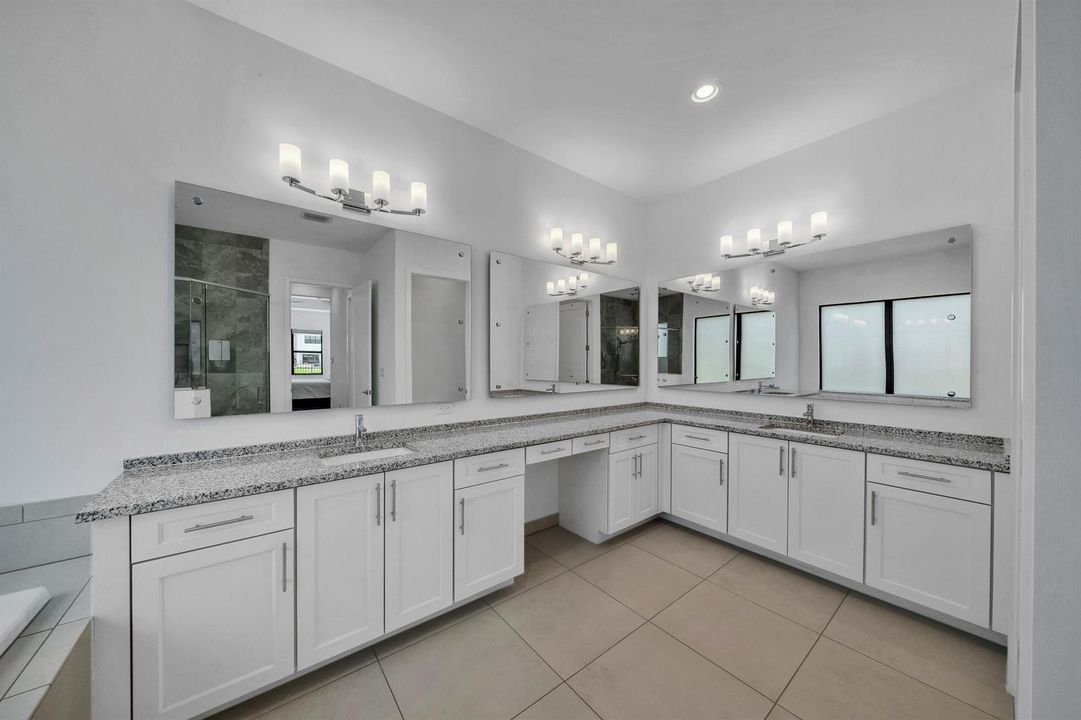 Primary bath — dual vanity