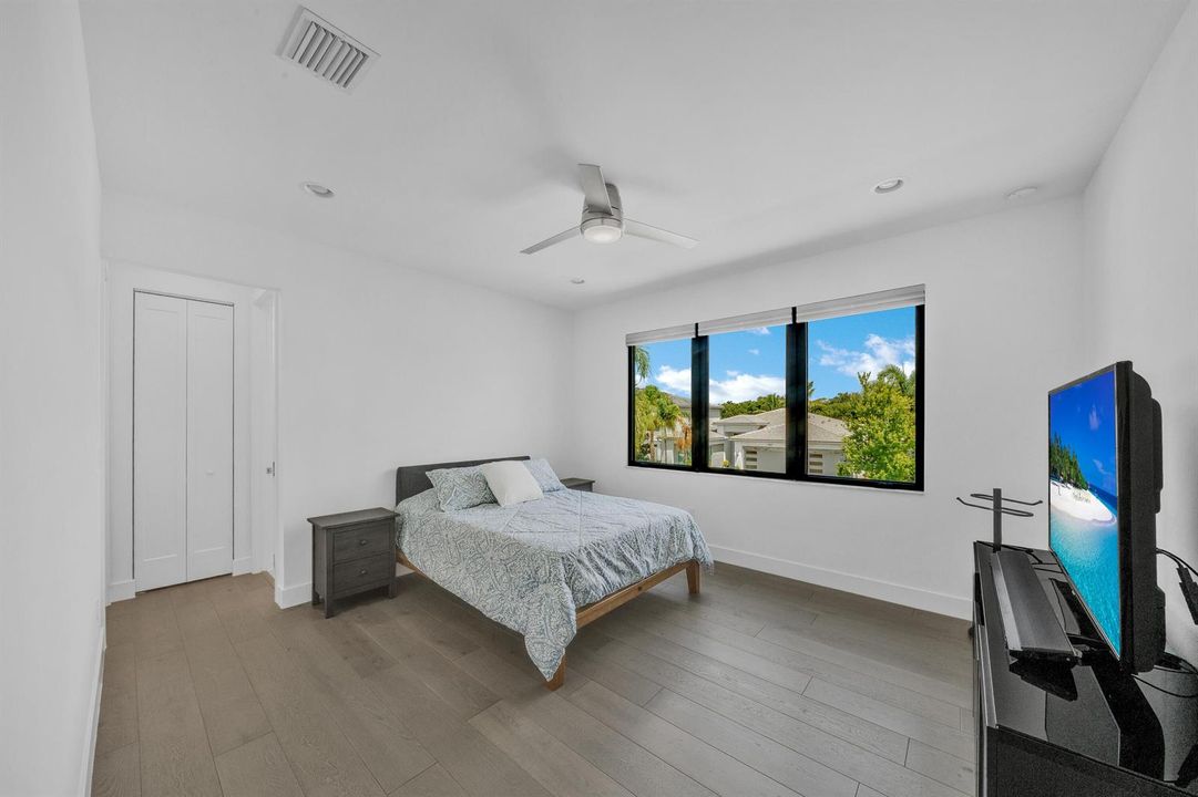 Guest suite