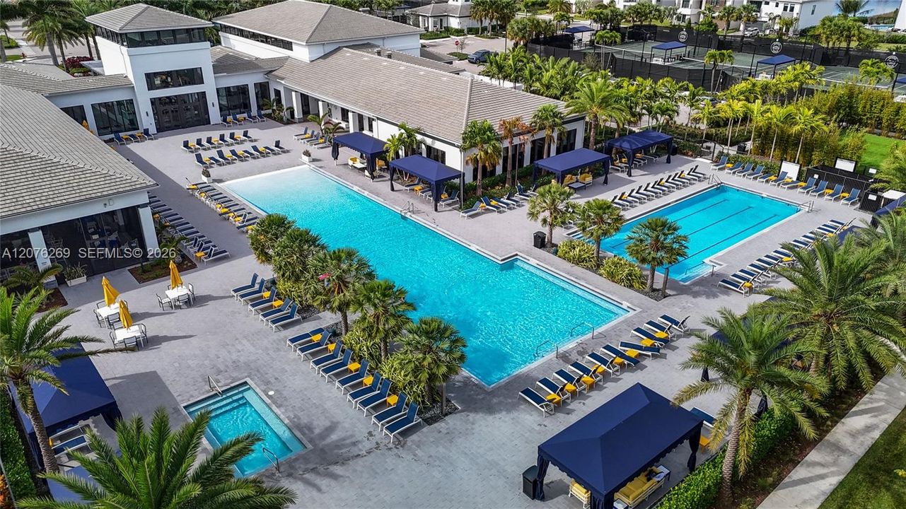 For Sale: $2,099,000 (5 beds, 7 baths, 4609 Square Feet)