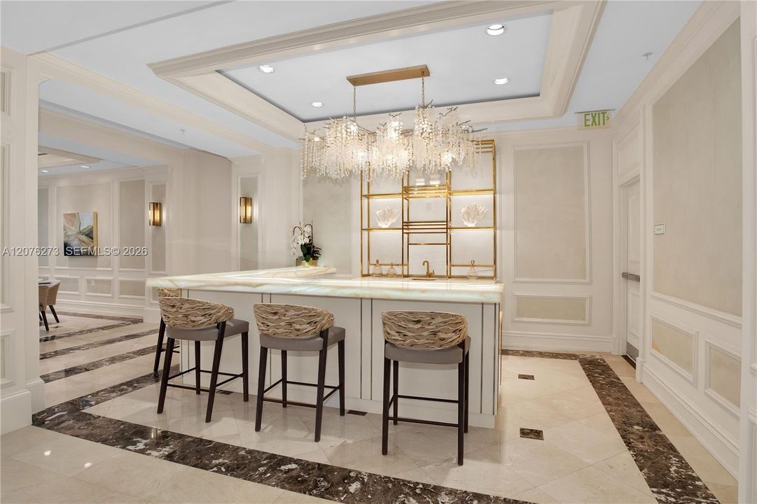 En Venta: $3,495,000 (2 camas, 2 baños, 2110 Pies cuadrados)