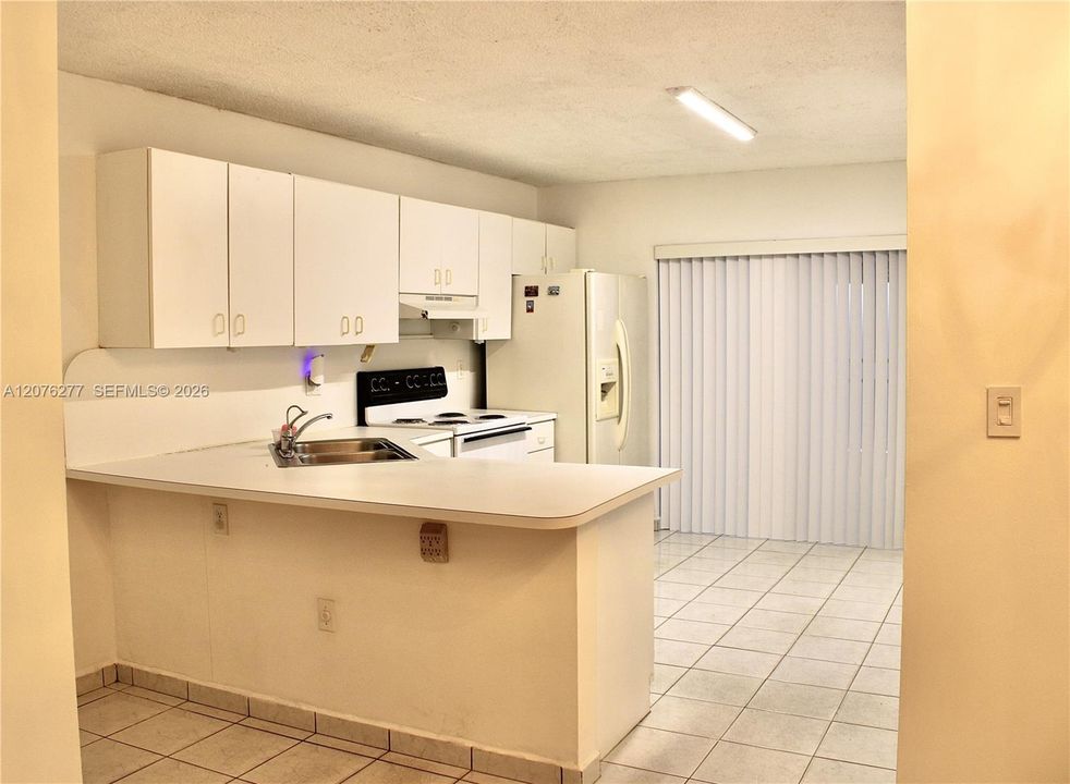 En Venta: $320,610 (2 camas, 2 baños, 990 Pies cuadrados)