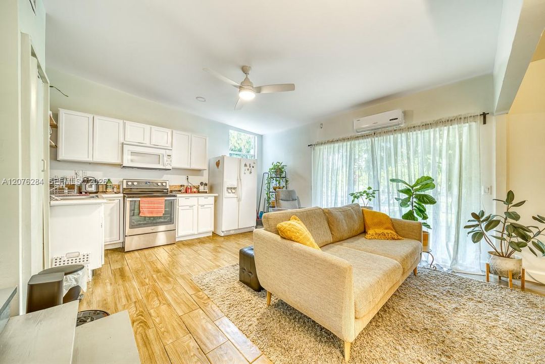 2nd living room