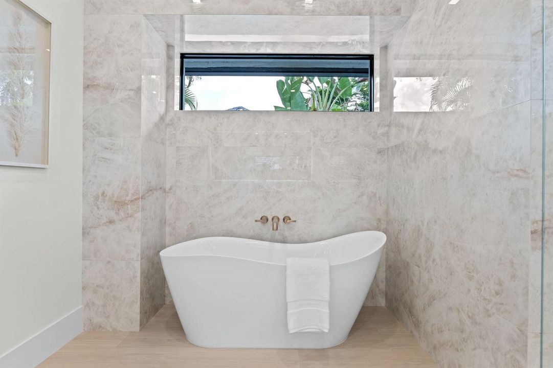 34-web-or-mls-A7405562