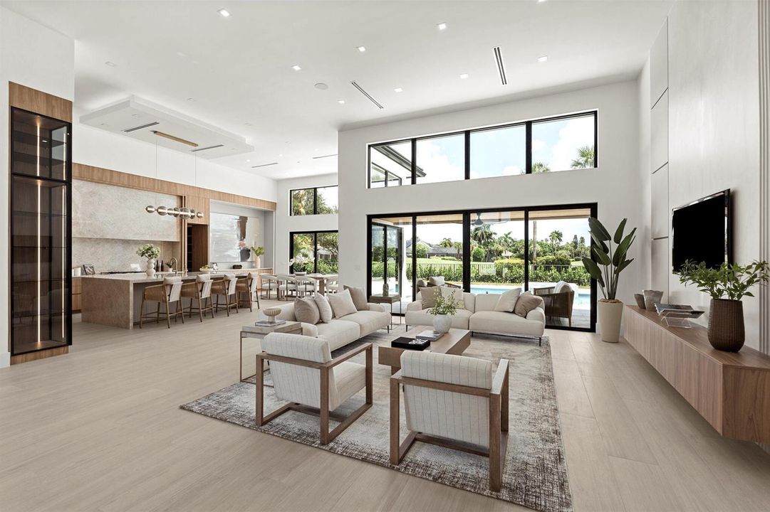 13-web-or-mls-A7405648
