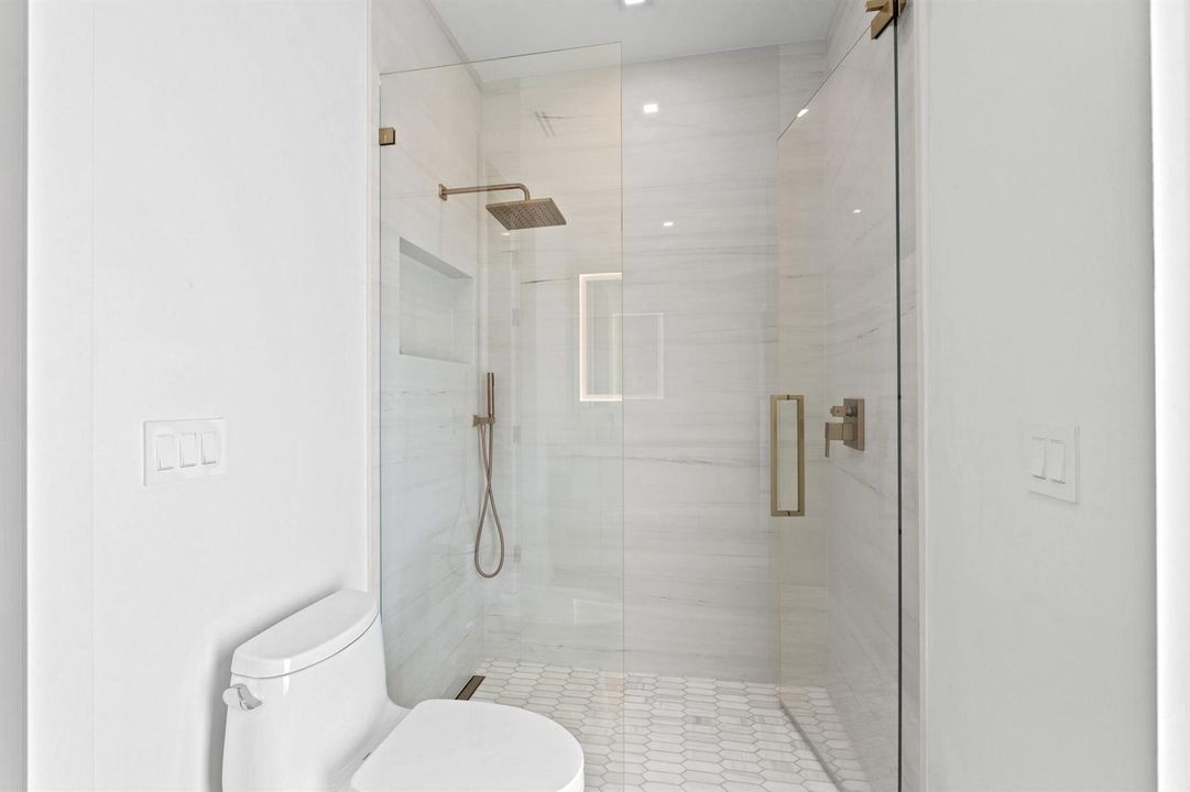 36-web-or-mls-A7405617