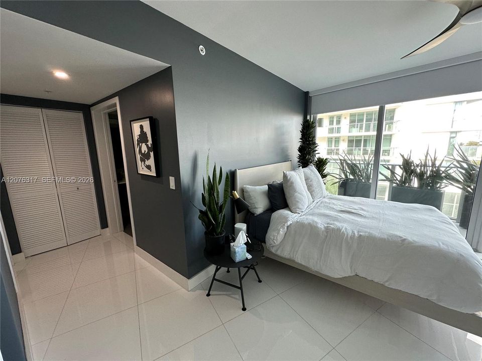 For Sale: $730,000 (2 beds, 2 baths, 1172 Square Feet)