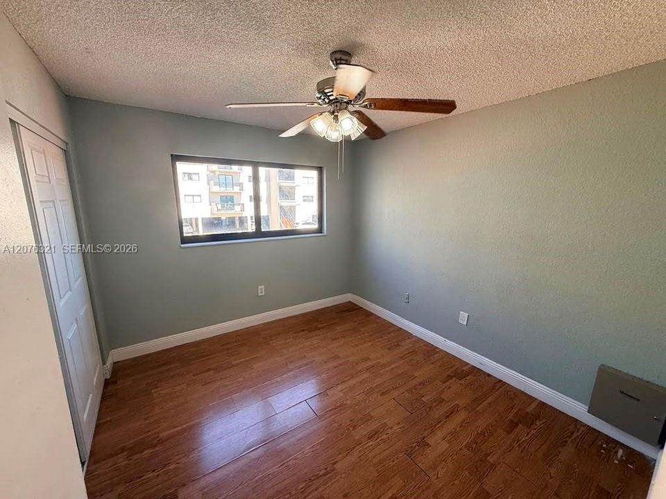 В аренду: $2,500 (3 спален, 2 ванн, 1316 Квадратных фут)