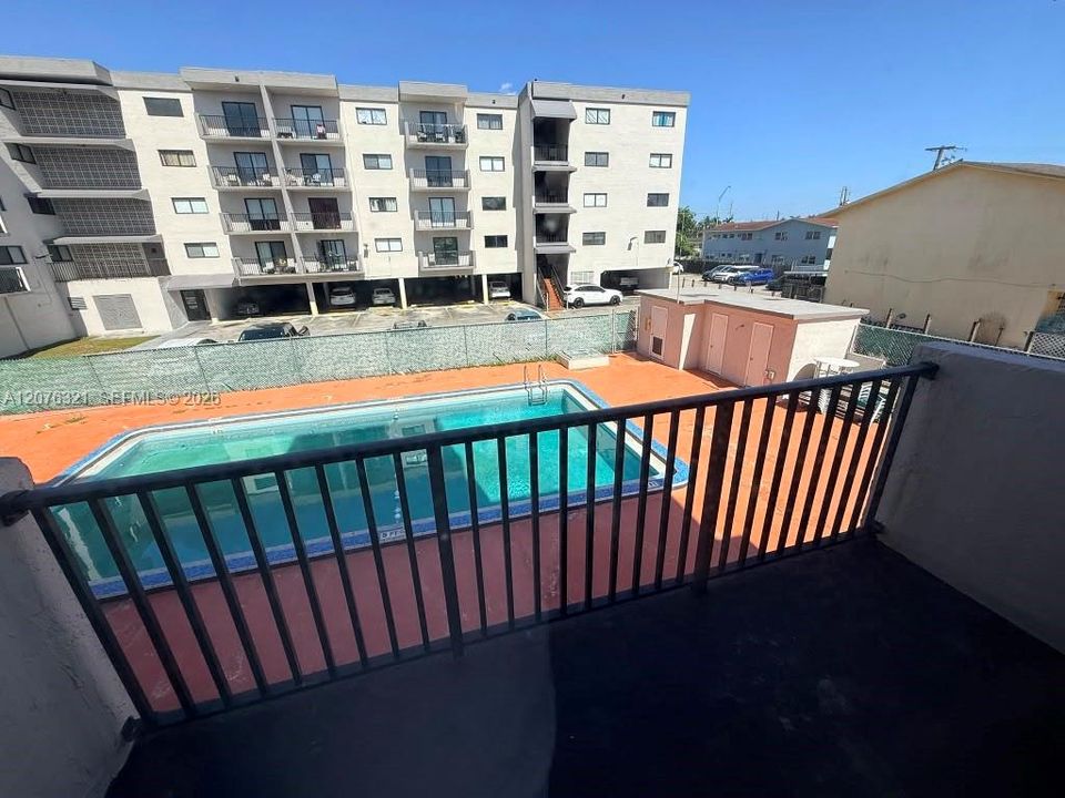 В аренду: $2,500 (3 спален, 2 ванн, 1316 Квадратных фут)