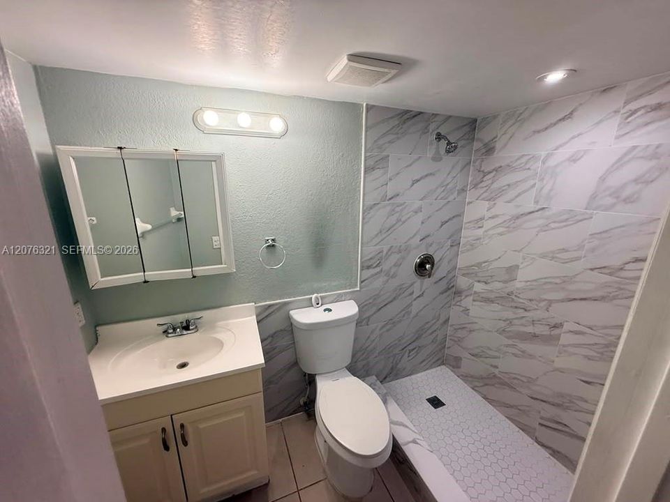 В аренду: $2,500 (3 спален, 2 ванн, 1316 Квадратных фут)