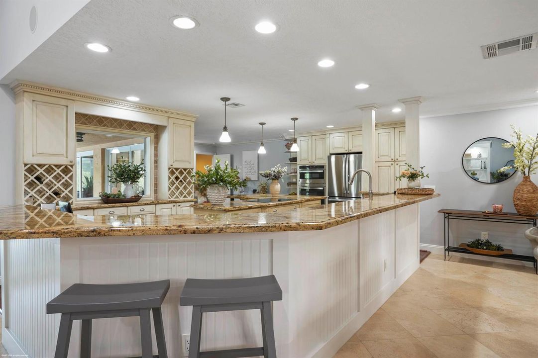 2379 Newbury Ct 018