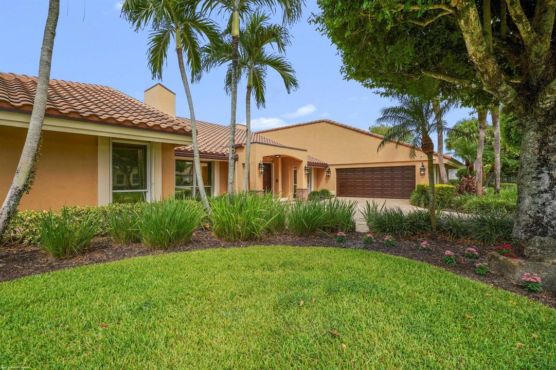 2379 Newbury Ct 010