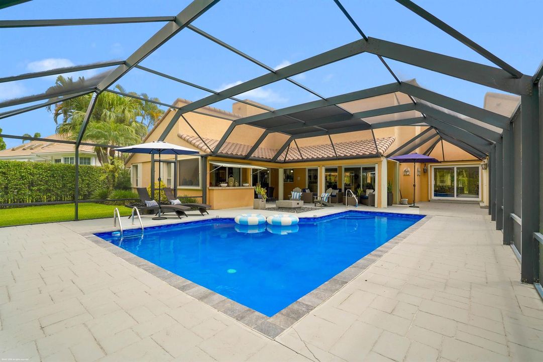 2379 Newbury Ct 052