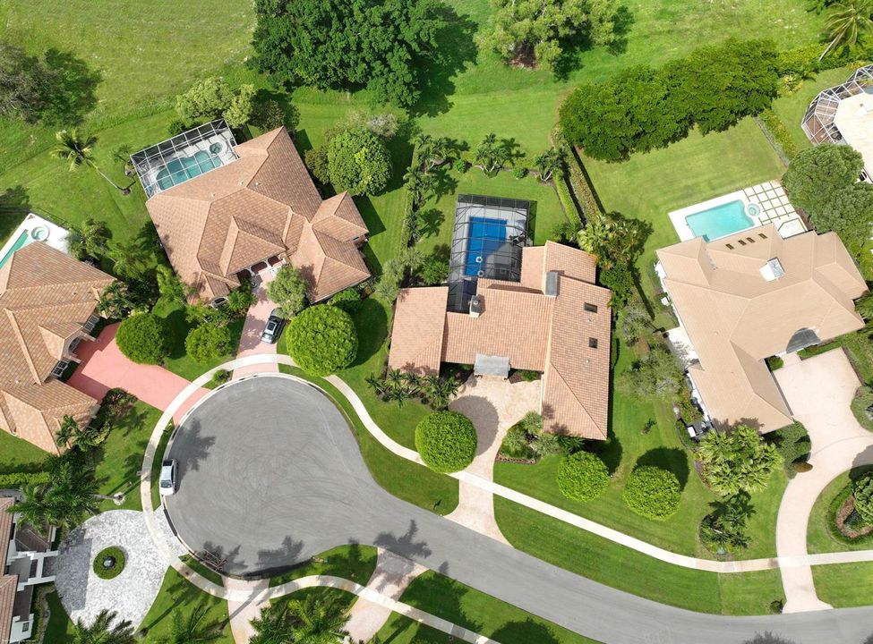 2379 Newbury Ct 063